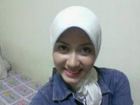 cw berjilbab