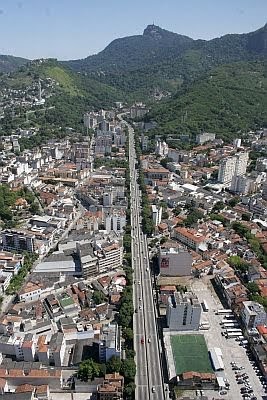 Rio de Janeiro Antigo: A Avenida Paulo de Frontin antes do elevado