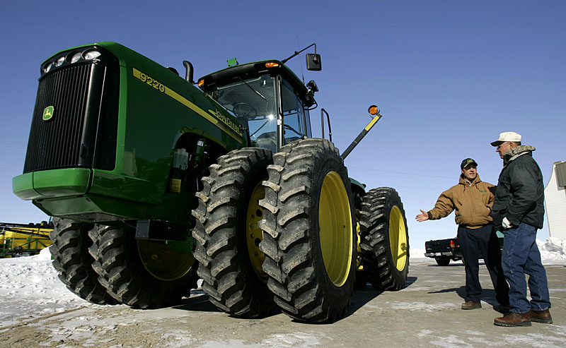 [ce_farmequip_800_070615.jpg]