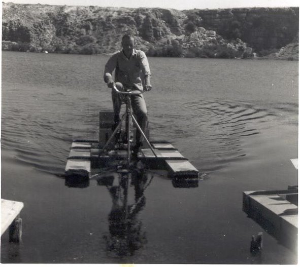 [OldTimePaddleCycle.jpg]