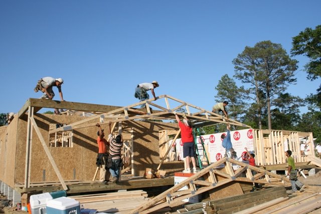 [Habitat+Builders+Blitz+2008+146.jpg]