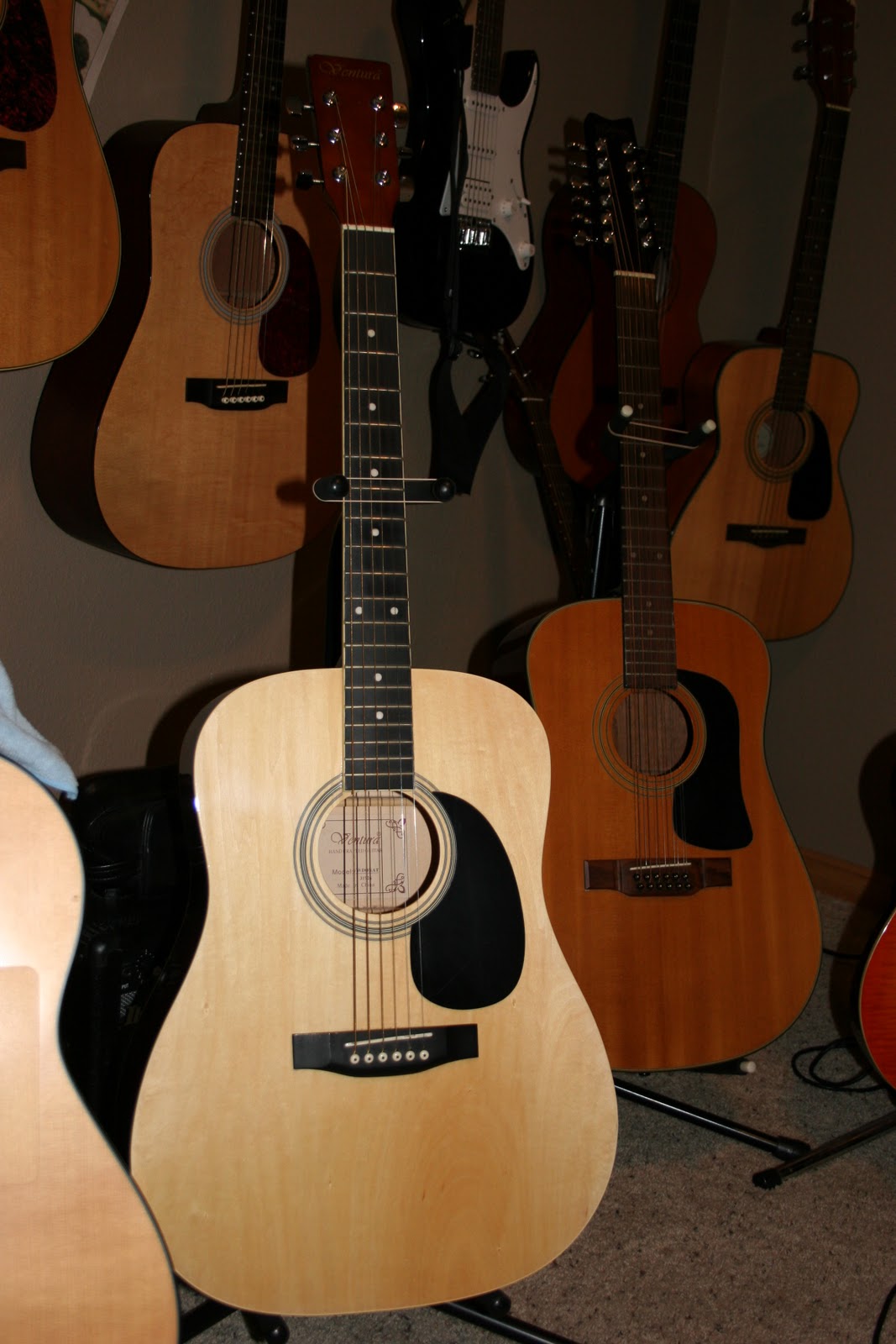 Guitar Jam Guitars ****SOLD****VENTURA ACOUSTIC