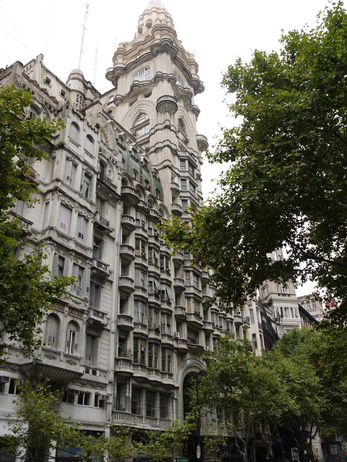 [Dante's+mausoleum.JPG]