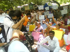 Large Media Coverage to Protest of Missing Children