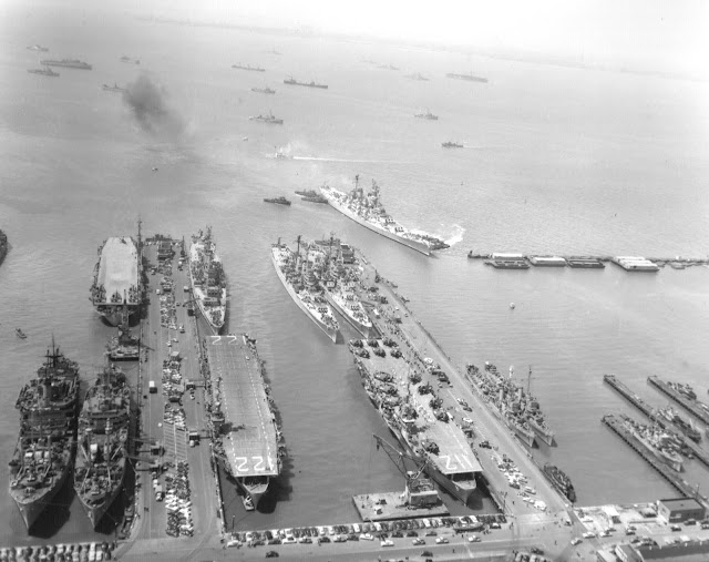 Hampton Roads Naval Museum USS Missouri at Naval Station Norfolk, 1951