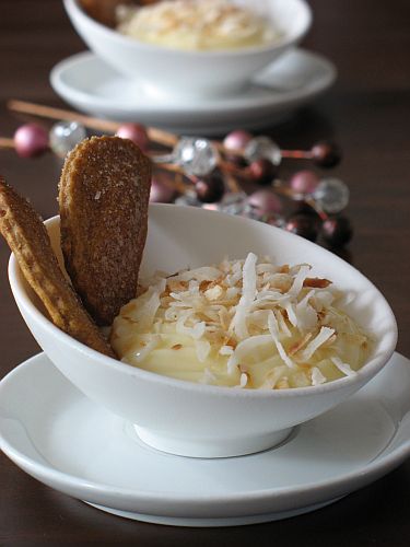 [Coconut+Cream+Pie+3.jpg]