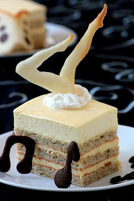 Lavender and Honey Opera-Copyright©Tartelette 2008