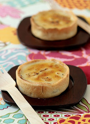 Loquat Creme Brulee Tartelettes-Copyright©Tartelette 2008