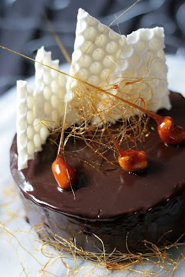 Cashew Praline Gateau-Copyright©Tartelette 2008
