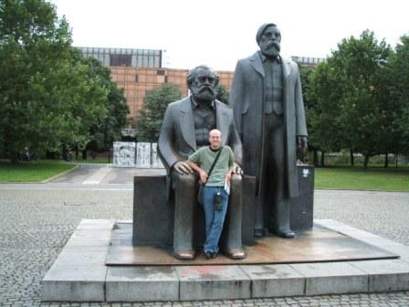 [MarxEngelsForum1.JPG]