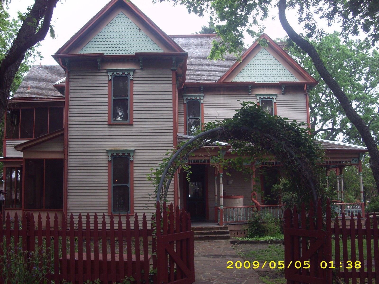 [DSCI0015.JPG]