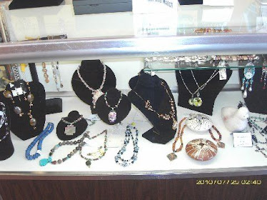 Many shops with beautiful jewelry...