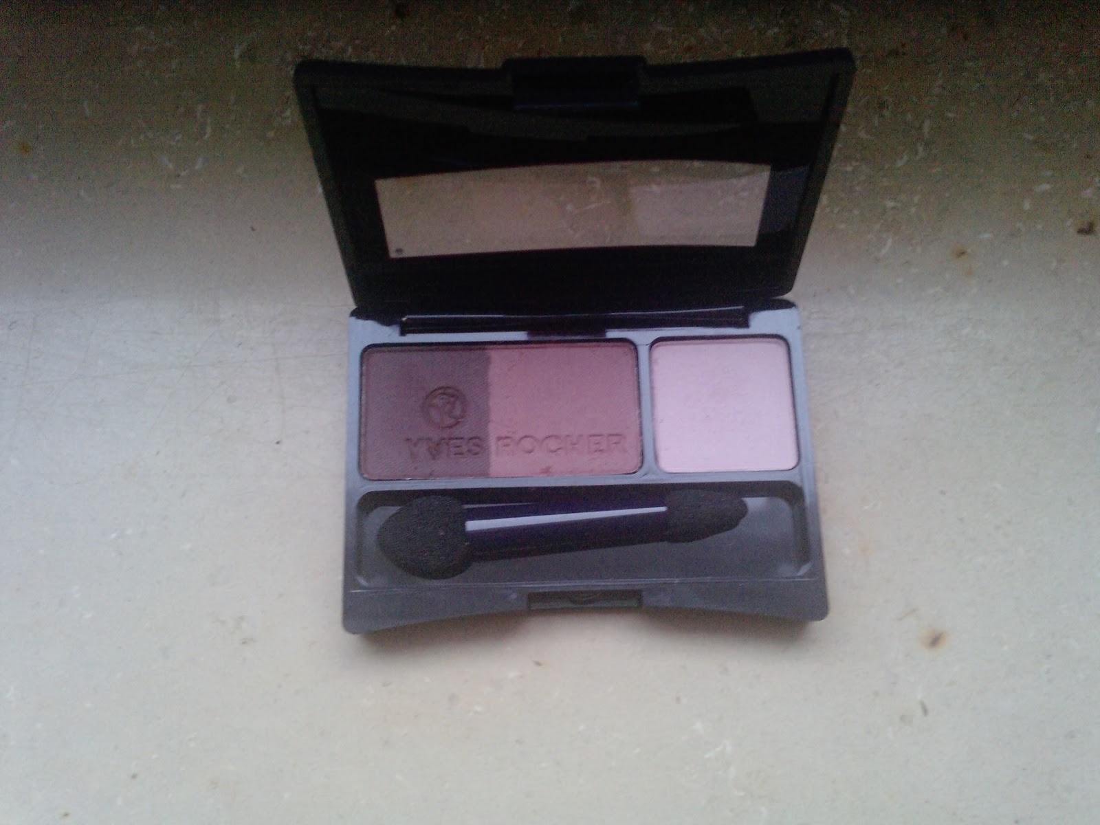 Hautnah Beauty Amu Review Yves Rocher Lidschatten