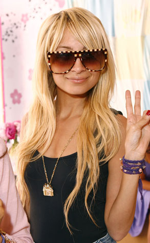 Labels: Nicole Richie Hair Style 