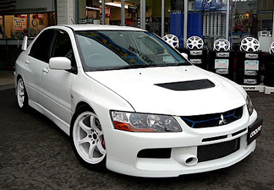 Gambar Modifikasi Mobil Sedan
