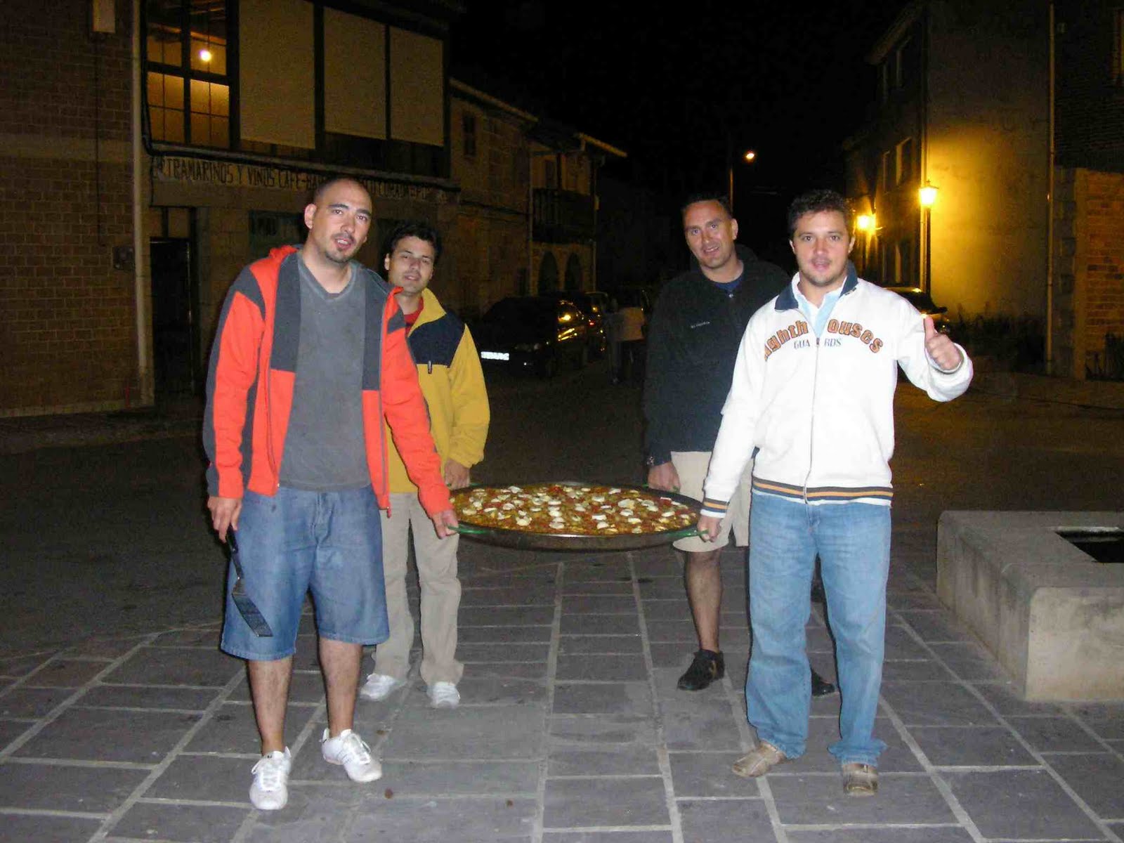 [2006+1.jpg]