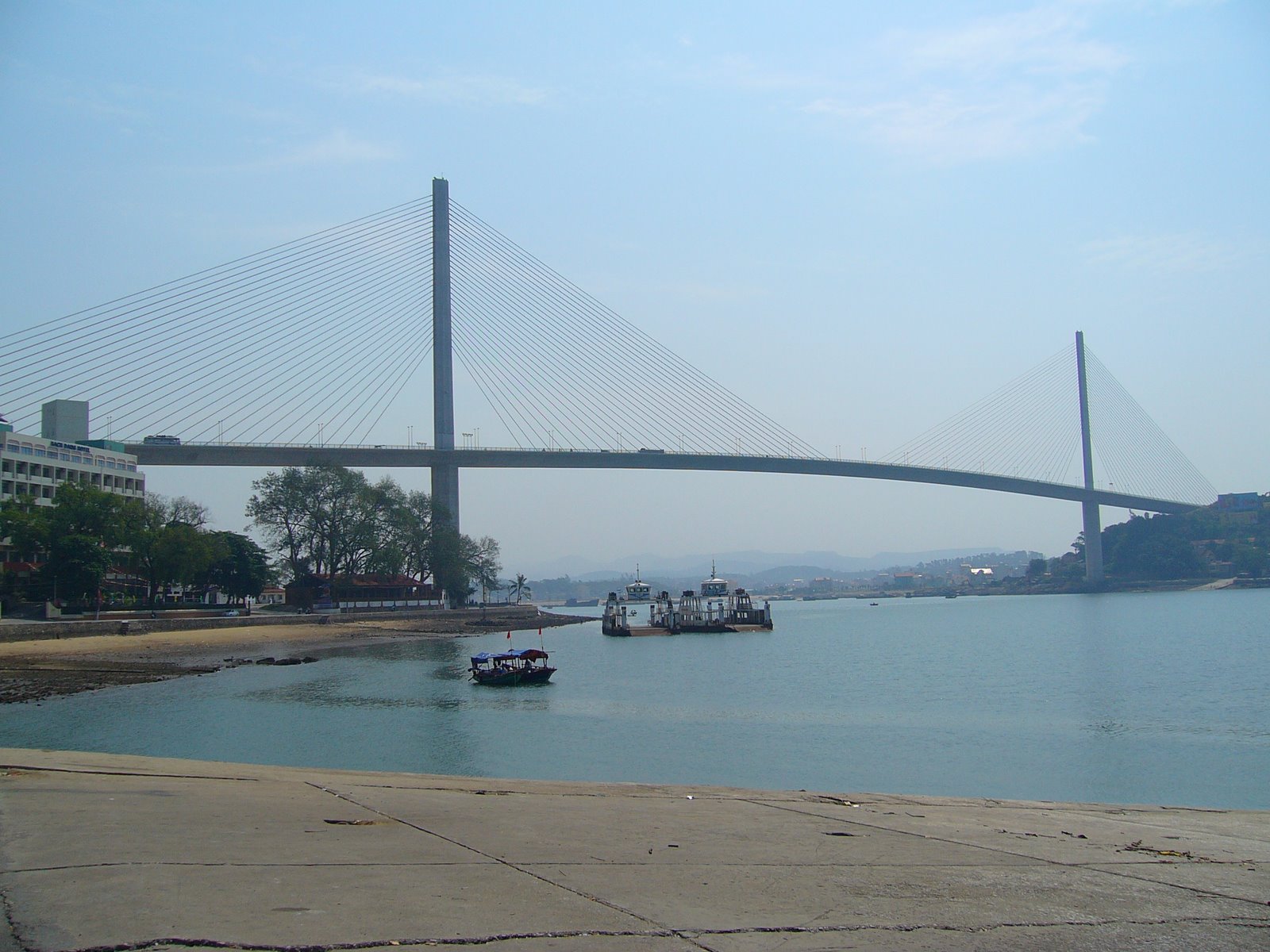 [...P1050639.JPG]