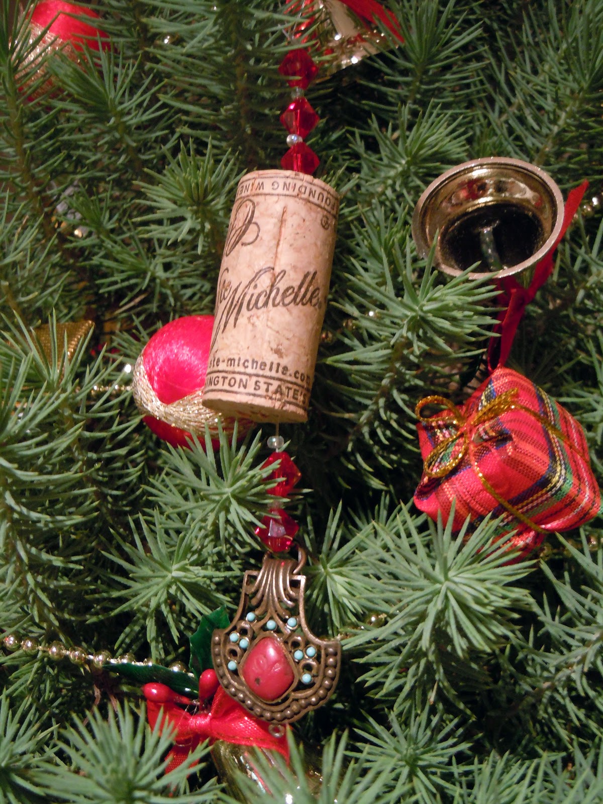 it s a dog s life wine cork ornaments a how to it s a dog s life wine cork ornaments a how to