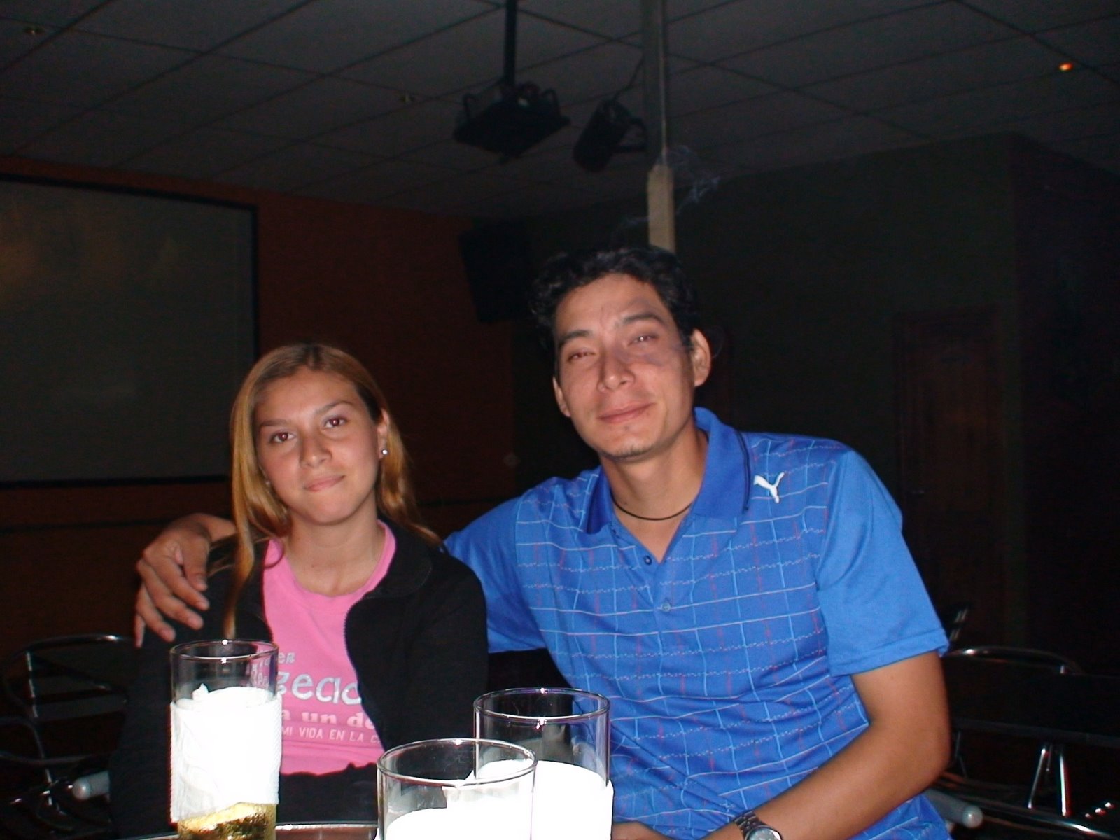 [cholucon+y+wife+2.JPG]