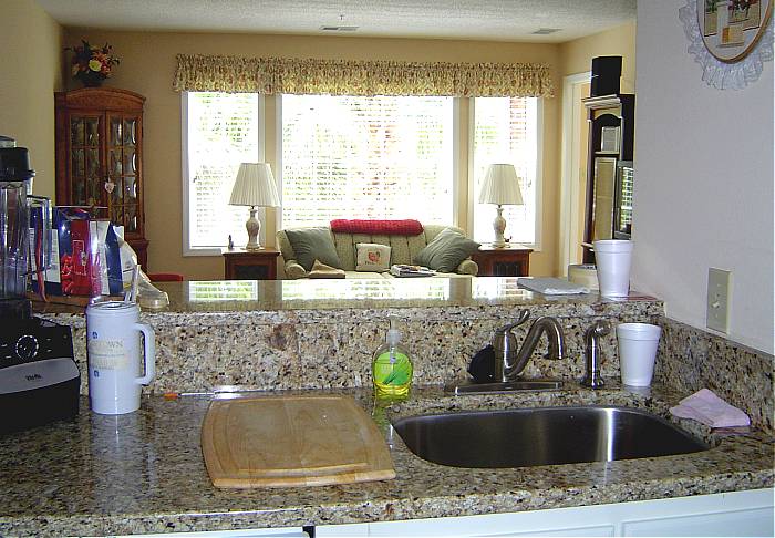 NANCY and BILL: Brunch and Mom's Apartment - Sunday, July 25, 2010