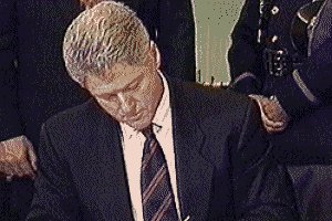 [080913-gop-clinton-veto.jpg]