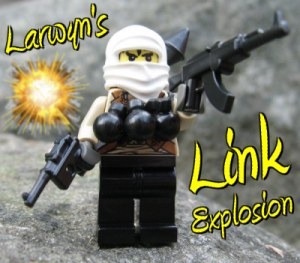 [081206-Larwyn-Link-Explosion.jpg]