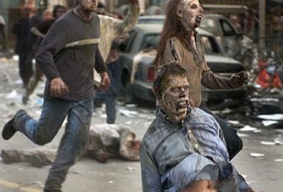 [090414-car-zombie.jpg]