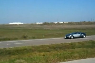 [091114-bugatti-water1.jpg]