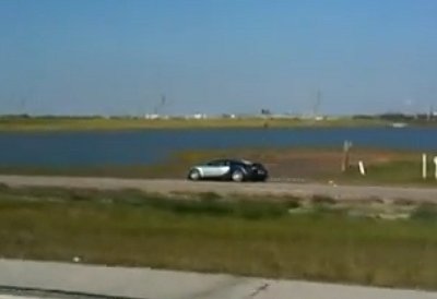 [091114-bugatti-water4.jpg]