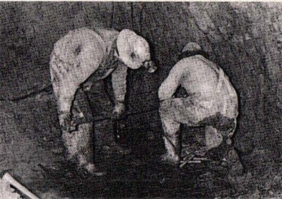 [091212-radon-miners2.jpg]