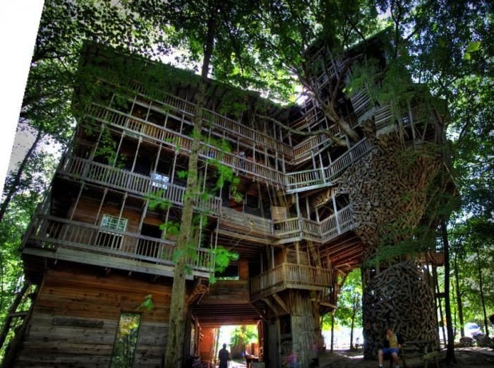 World's Biggest Tree House
