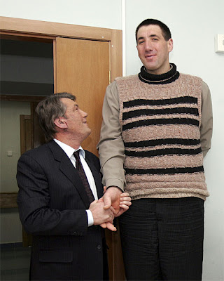 Leonid Stadnik Leonid Stadnik, the world's tallest man