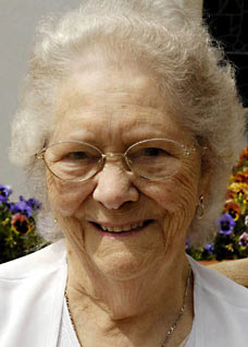 Edith Manning Edith Manning: the woman who died 11 times and lives