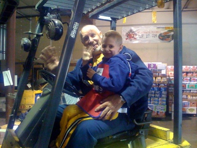 [forklift.JPG]