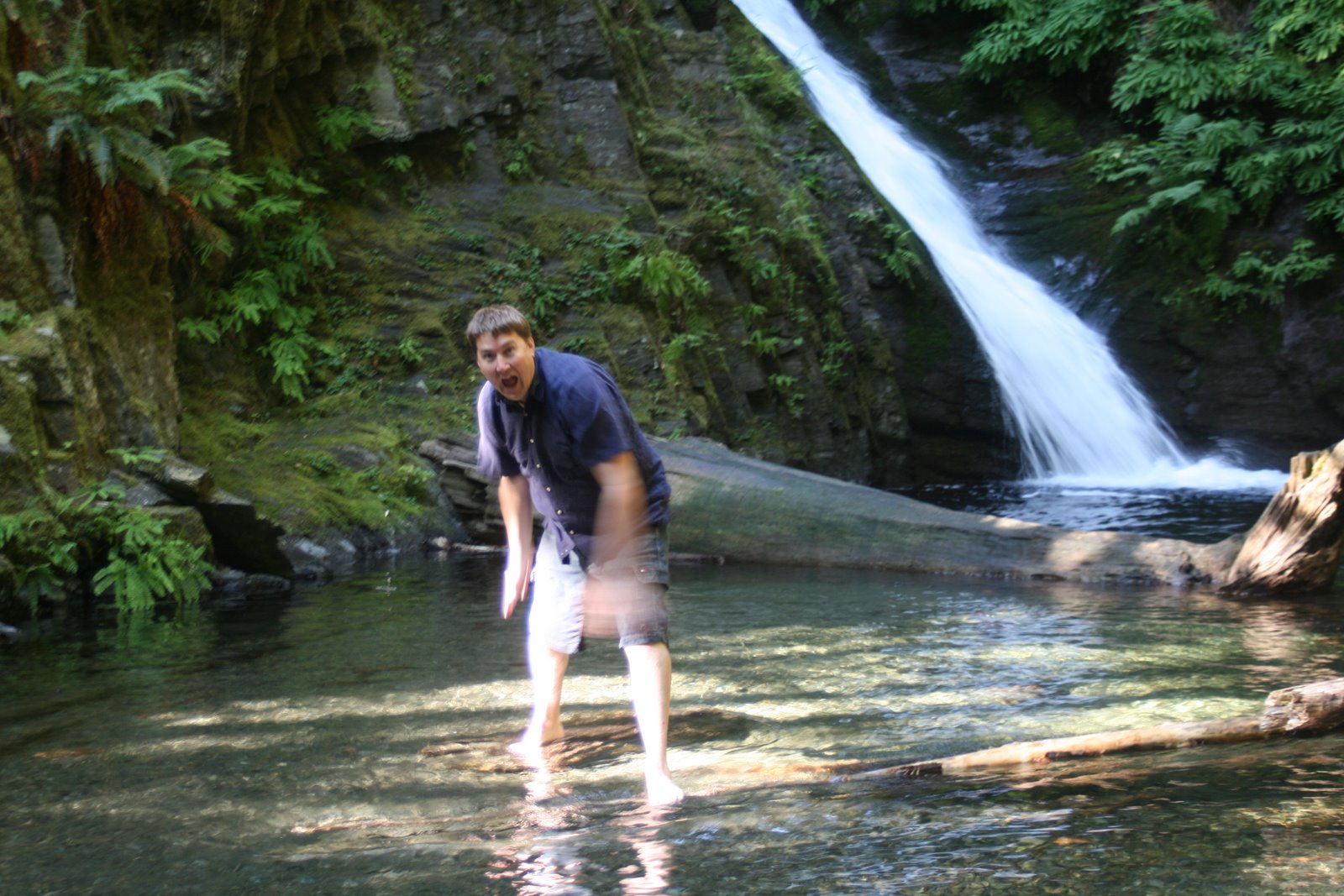 [IMG_0850.JPG]