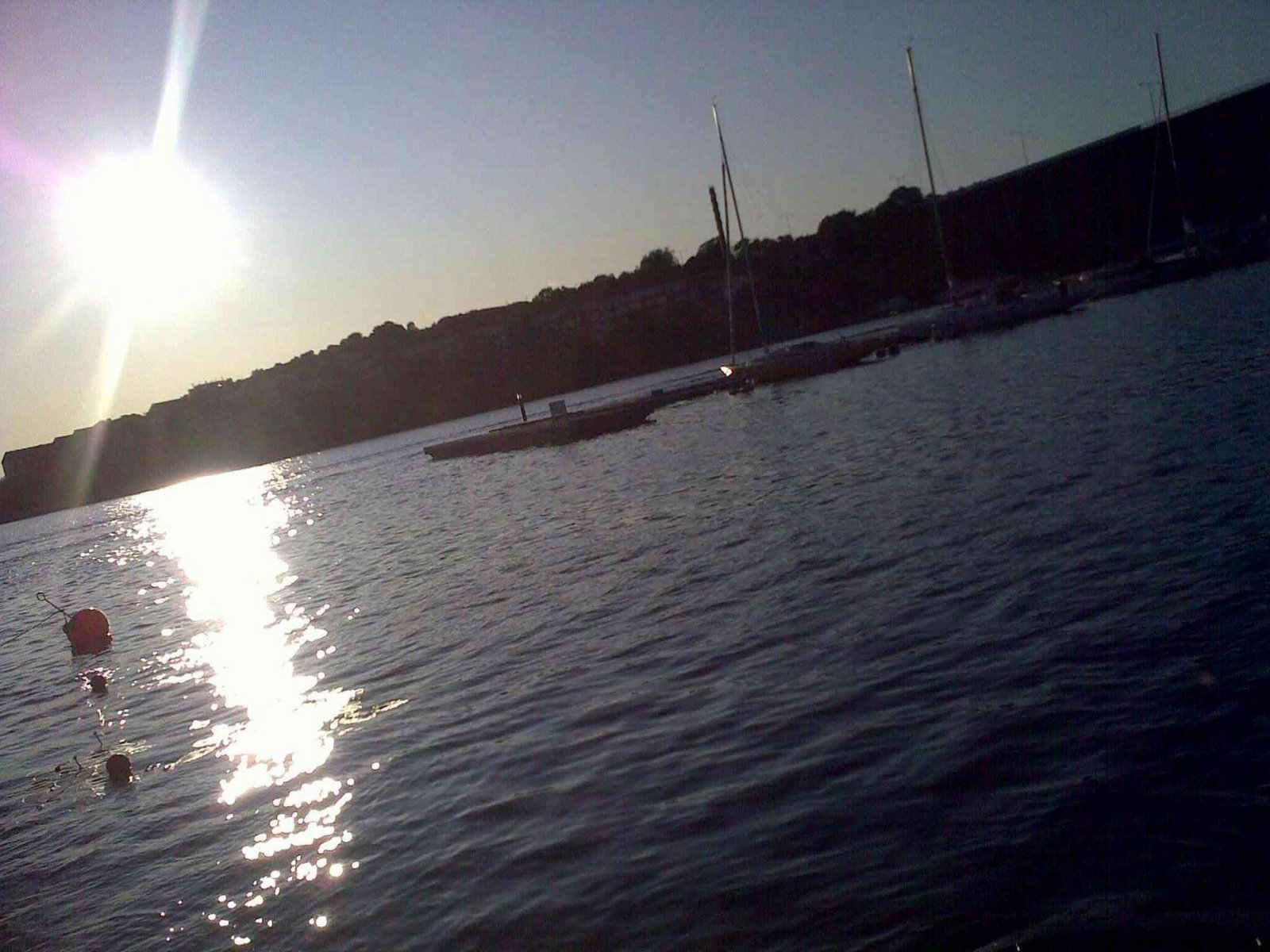 [28072009425-792347.jpeg]