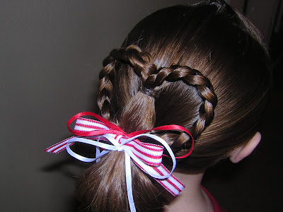 Quick easy cute heart ponytail