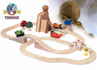 Fun kindergarten learning activities toy Boulder Mountain Thomas & friends wooden railway Set
