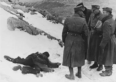 Dahsyatnya Korban Perang Dunia Ii Dalam Foto [ www.BlogApaAja.com ]