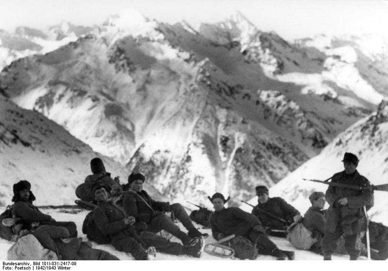 scènes de combats Gebirgsjäger+group+in+late+1942+during+the+Battle+of+the+Caucasus