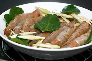 Tôm hấp sả lá , lá chanh Tôm hấp sả lá , lá chanh