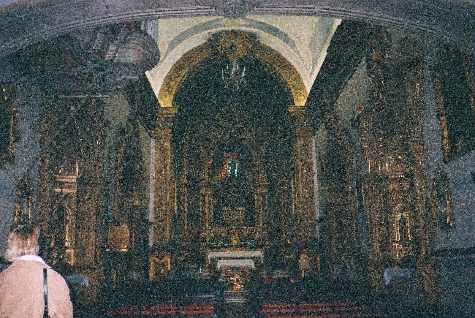 [Igreja+do+Carmo+interior.JPG]