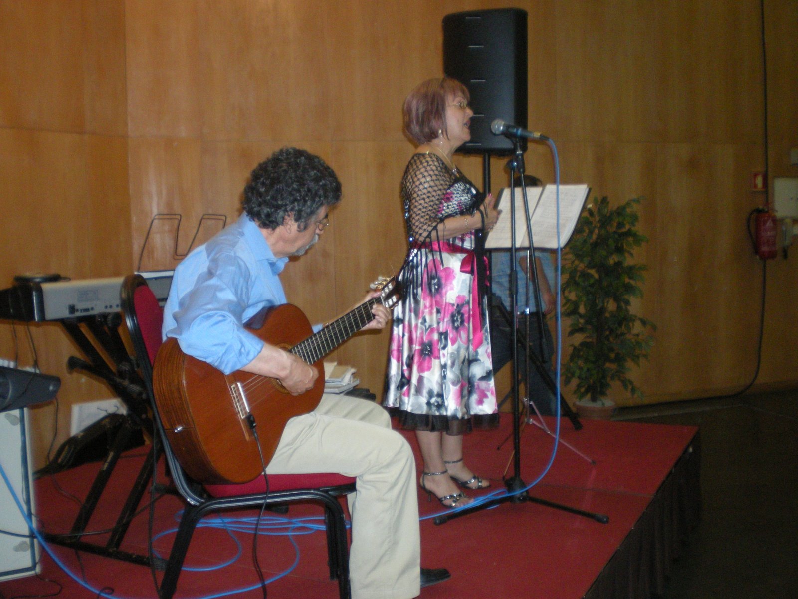 [DSCN0735.JPG]