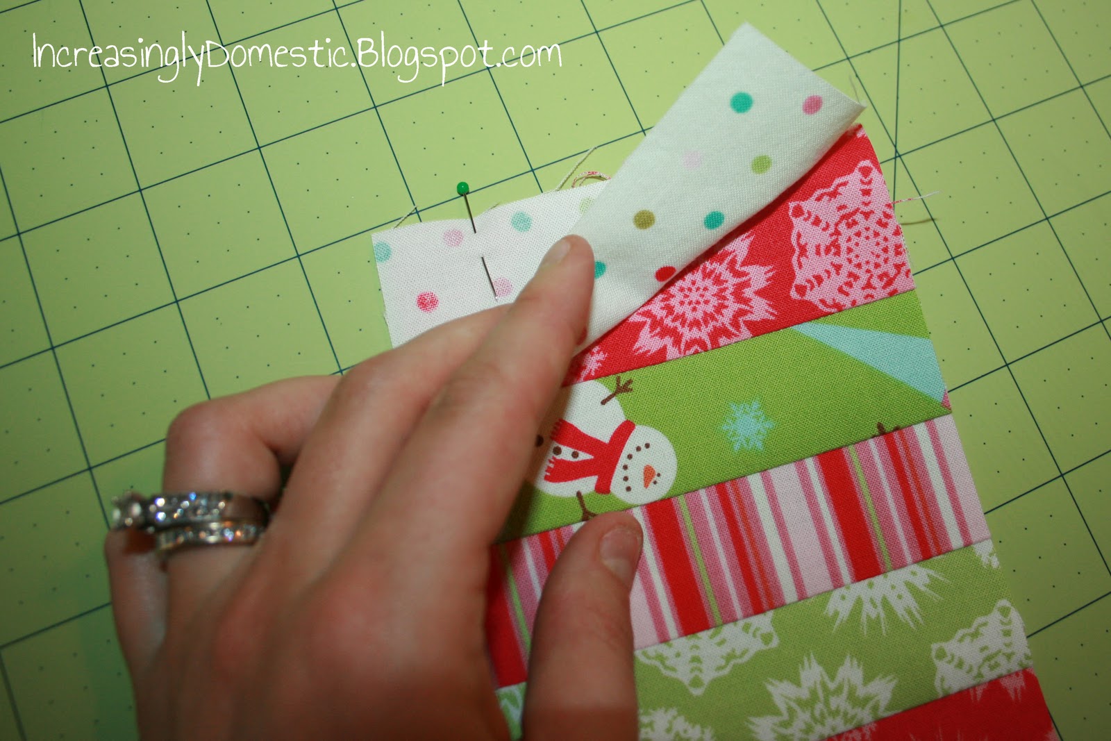 Gwenny Penny: Haul Out the Holly: Day 9 with Increasingly ... Gwenny Penny: Haul Out the Holly: Day 9 with Increasingly ...