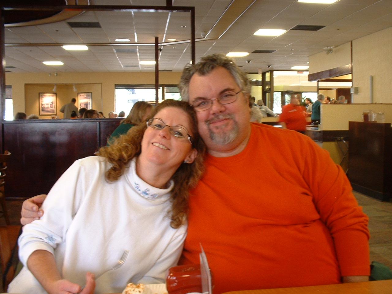 [DSCF0014-3.JPG]