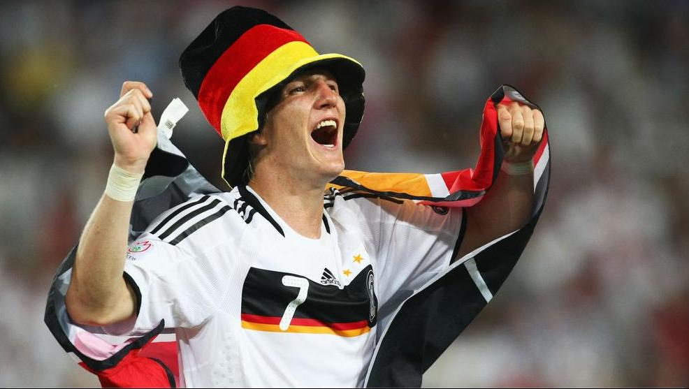 [Schweinsteiger.JPG]