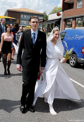 victoria, daniel, bröllop, prinsessbröllop, princess, wedding, sweden, royal, 2010, nordenbergsskolan, karneval, olofström