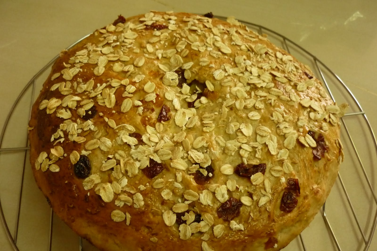 kitchen flavours Fruited Muesli Bread