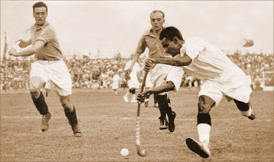 Dhyan+Chand+the+Magician%21+-+Playing+for+India+vs.+France+in+the+1936+Olympic+semi-finals
