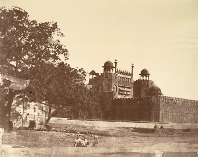 Exterior+of+the+Lahore+Gate+of+Palace,+Delhi+-+1858